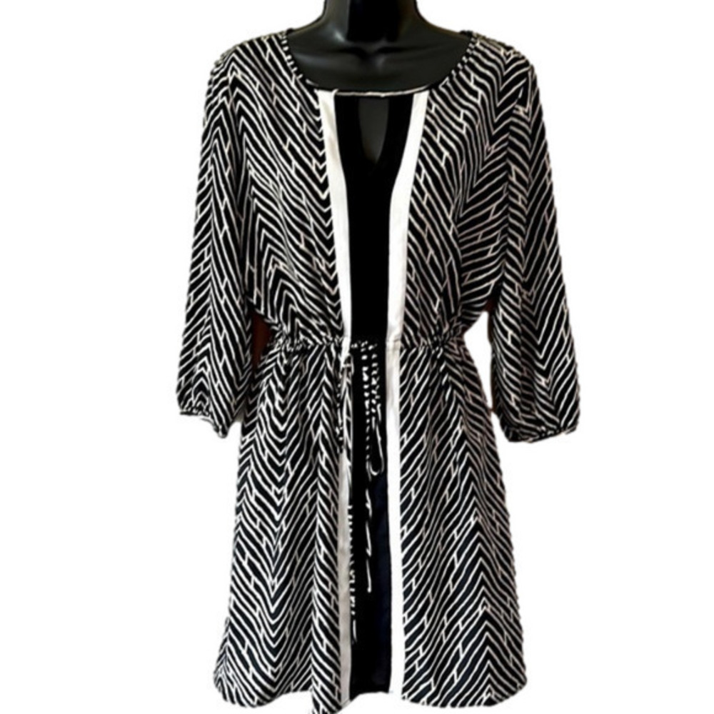 ANTHROPOLOGIE Andree black & White tribal print Shift dress SMALL